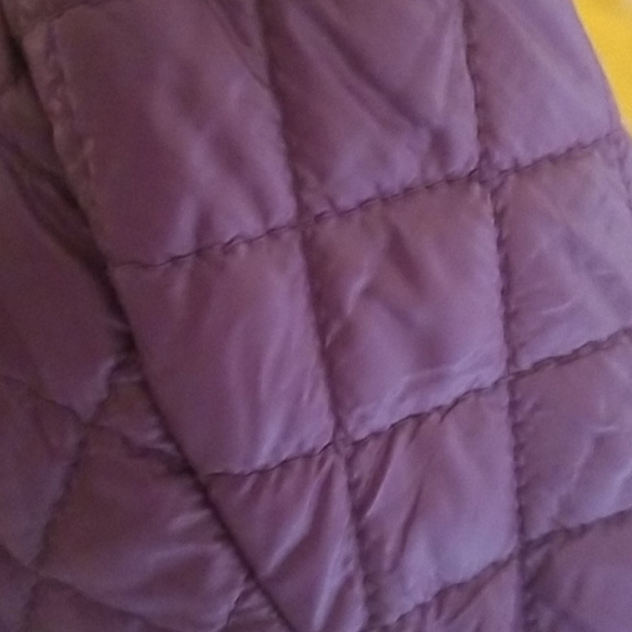 NOTABLE DISTINCTION❣️BURBERRY JACKET. Price Firm - Picture 12 of 12